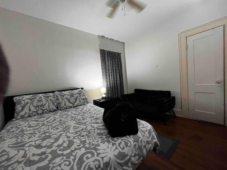 Comfortable 2-Bdrm Spacious Home With Wifi & Patio อินเดียนาโพลิส ภายนอก รูปภาพ